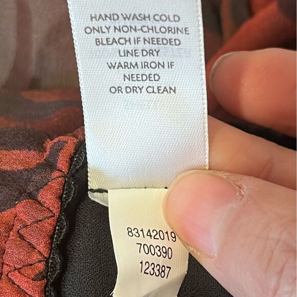 J Jill | 100% Silk Wine Red black Grey Elastic Waist Formal Pleated Skirt 10 - Picture 5 of 8